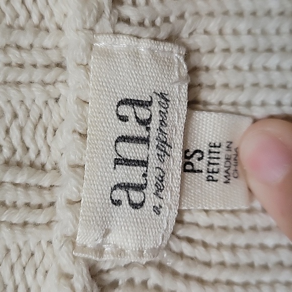 A.N.A. A New Approach Fringed Pullover Sweater Small Petite Ivory - Picture 4 of 6